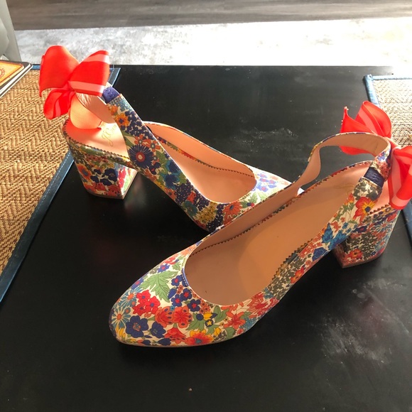 Adorable J Crew liberty print heels! - Picture 2 of 4